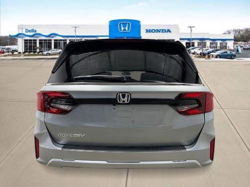 New 2026 Honda Odyssey EX-L image 4