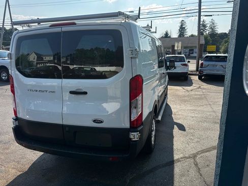 Used 2017 Ford Transit 250 130 Low Roof w/ Exterior Upgrade Package RWD image 6