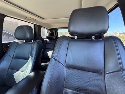 Used 2012 Jeep Grand Cherokee Limited w/ Luxury Group II image 11