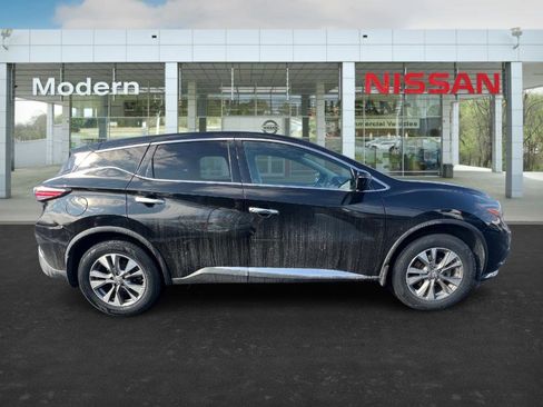 Used 2018 Nissan Murano S image 6