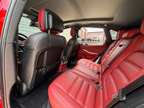 Used 2023 Porsche Macan GTS AWD/4WD image 21