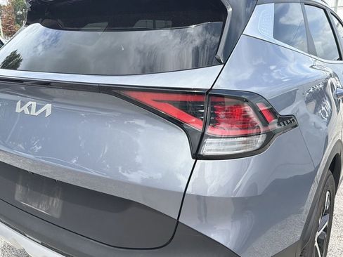 Certified 2025 Kia Sportage EX w/ Premium Package FWD image 11