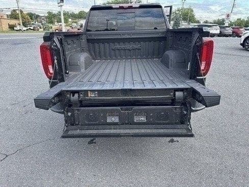 Used 2022 GMC Sierra 1500 AT4X image 19