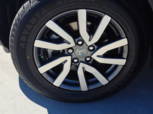 Used 2022 Honda Pilot EX-L image 11