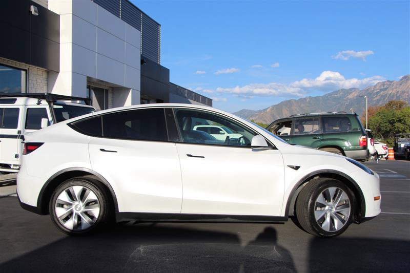 Used 2023 Tesla Model Y Long Range AWD/4WD image 10