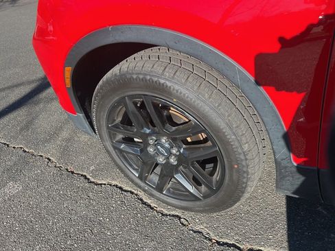 Used 2020 Chevrolet Blazer LT image 13