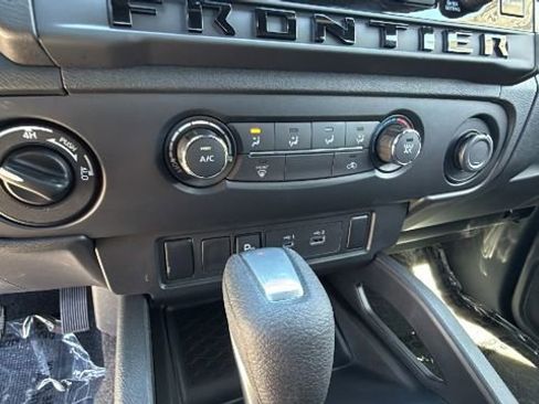 New 2026 Nissan Frontier SV w/ Tow Package image 14