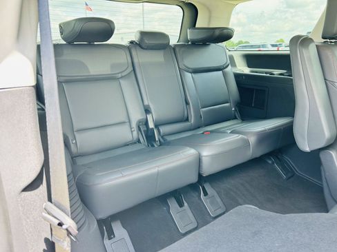 Used 2025 Ford Expedition Active AWD/4WD image 41