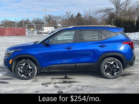 New 2026 Kia Seltos S image 2