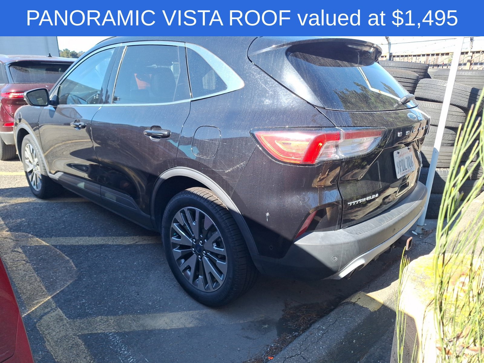 Used 2020 Ford Escape Titanium AWD/4WD image 3