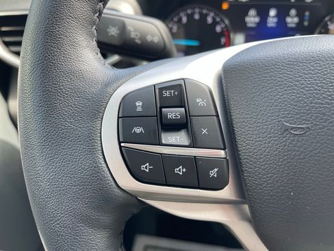 Used 2023 Ford Explorer XLT w/ Equipment Group 202A image 23