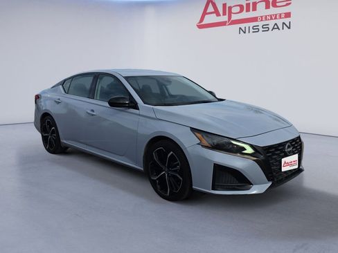 Used 2024 Nissan Altima 2.5 SR image 7