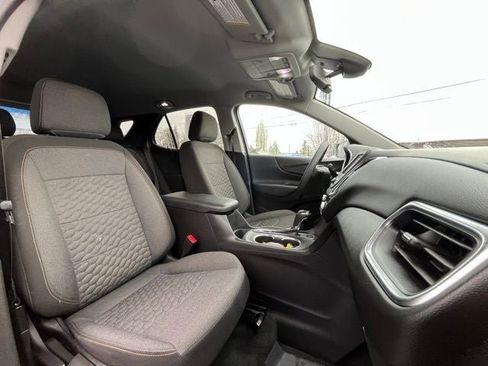 Used 2021 Chevrolet Equinox LT AWD/4WD image 11
