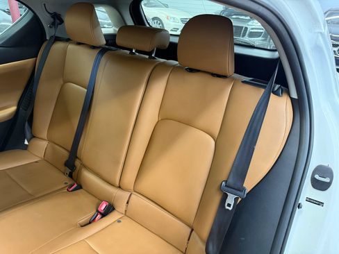 Used 2013 Lexus CT 200h FWD image 19