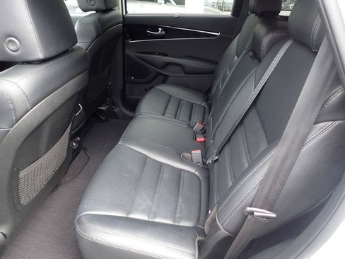 Used 2019 Kia Sorento EX w/ EX Touring Package AWD/4WD image 10