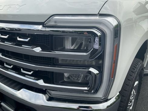 New 2026 Ford F350 Lariat w/ Lariat Premium Package AWD/4WD image 9