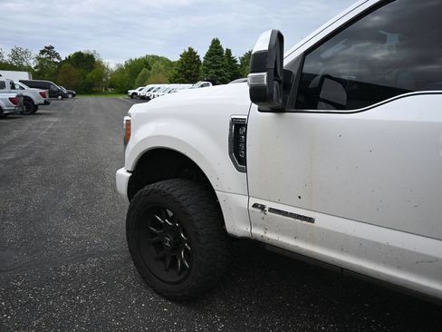 Used 2017 Ford F350 Platinum AWD/4WD image 12
