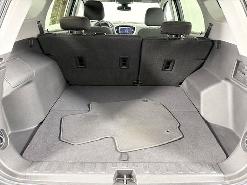 Used 2020 GMC Terrain SLE w/ Driver Convenience Package FWD image 16
