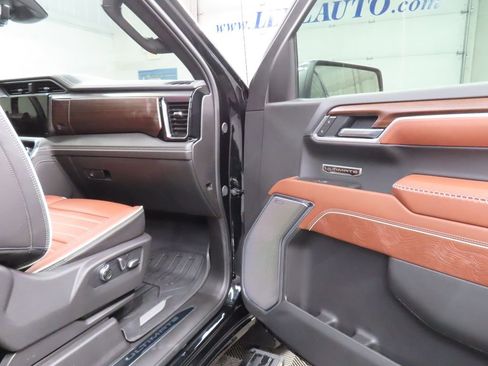Used 2026 GMC Sierra 1500 Denali Ultimate AWD/4WD image 31