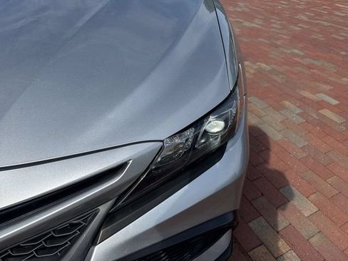 Used 2022 Toyota Camry SE FWD image 23