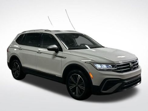 Used 2024 Volkswagen Tiguan Wolfsburg Edition image 4