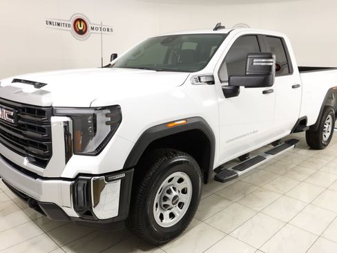 Used 2024 GMC Sierra 2500 Pro w/ Convenience Package AWD/4WD image 5