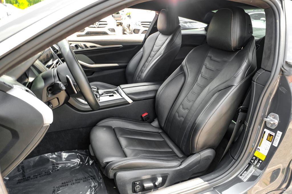 Used 2019 BMW M850i xDrive Coupe w/ Driving Assistance Package AWD/4WD image 28