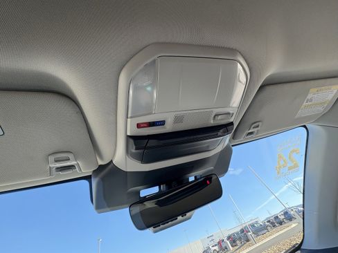 Used 2024 Subaru Ascent Premium w/ Convenience Package image 24