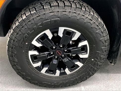 Used 2024 Nissan Frontier PRO-4X w/ Off-Road Protection Package image 7