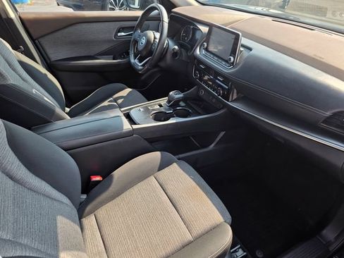 Used 2021 Nissan Rogue SV FWD image 40