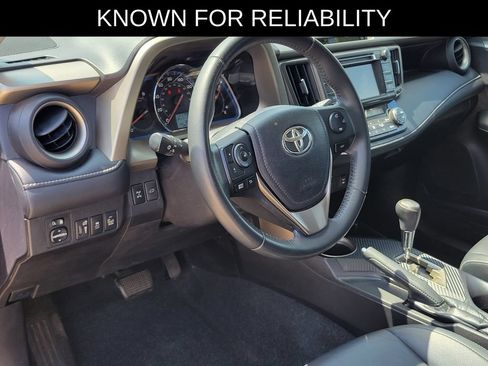 Used 2014 Toyota RAV4 Limited w/ Technology Package AWD/4WD image 18
