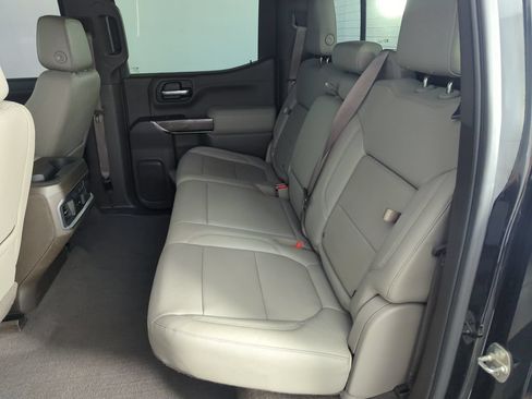 Used 2019 Chevrolet Silverado 1500 LTZ w/ LTZ Premium Package AWD/4WD image 30