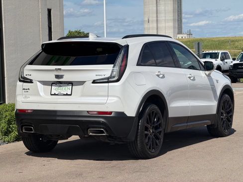 Used 2021 Cadillac XT4 Sport w/ Sun And Sound Package AWD/4WD image 5