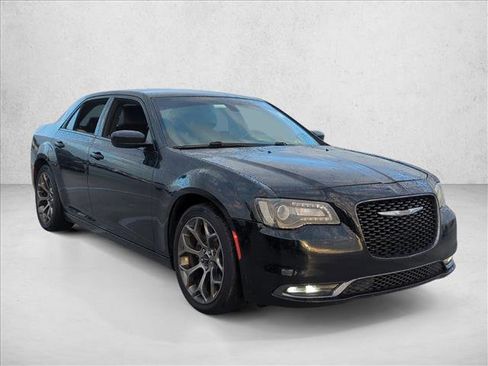 Used 2018 Chrysler 300 S w/ Beats Audio Group image 4