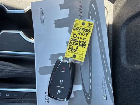 Used 2019 Chevrolet Traverse LT w/ LPO, Floor Liner Package image 24