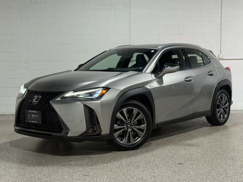 Used 2019 Lexus UX 200 F Sport w/ F Sport Premium Package FWD image 2