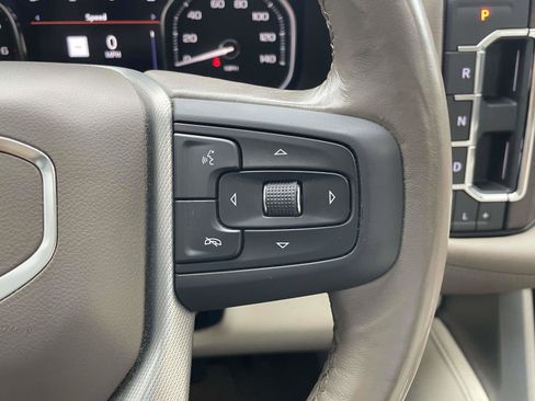 Used 2021 GMC Yukon Denali w/ Denali Premium Package RWD image 23