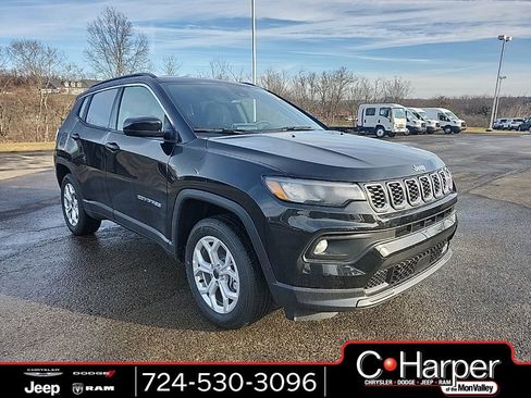 New 2026 Jeep Compass Latitude AWD/4WD image 1