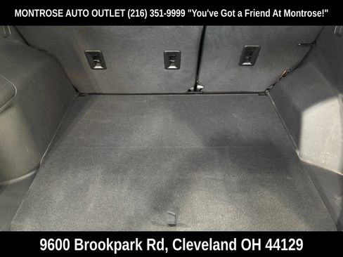 Used 2024 Chevrolet Equinox LT FWD image 38