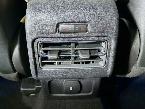 Used 2022 Lincoln Corsair Reserve w/ Elements Package FWD image 26