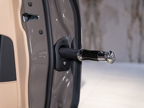 Used 2027 Rolls-Royce Cullinan Black Badge AWD/4WD image 34
