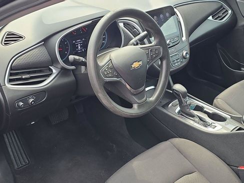 Used 2023 Chevrolet Malibu LT FWD image 7