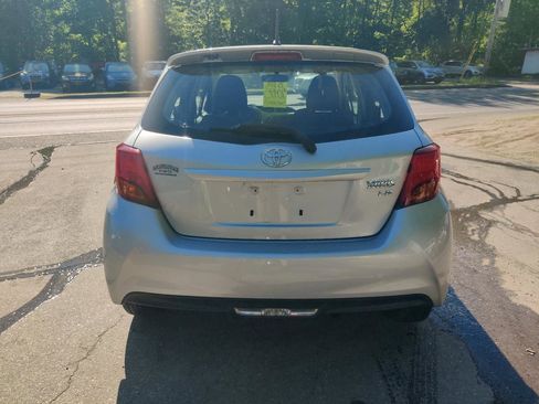 Used 2015 Toyota Yaris LE FWD image 5