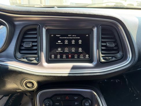 Used 2018 Dodge Challenger SXT w/ Blacktop Package image 23