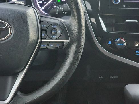 Used 2022 Toyota Camry LE image 13