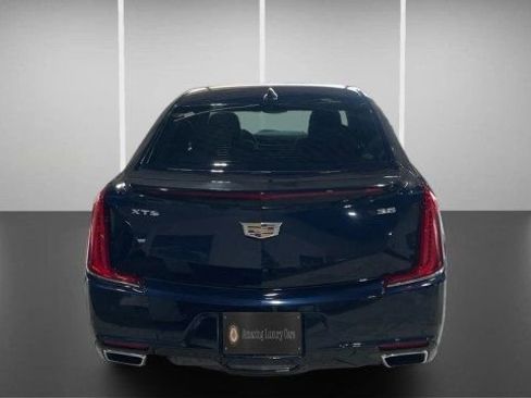 Used 2019 Cadillac XTS Luxury FWD image 8