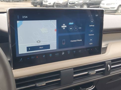 Certified 2023 Lincoln Corsair AWD w/ Equipment Group 101A image 16