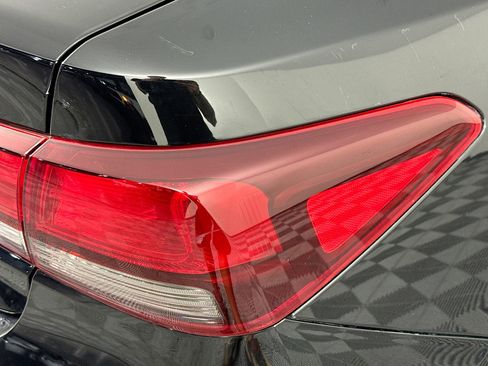 Used 2022 Kia Rio S image 32