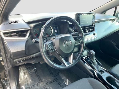 Used 2022 Toyota Corolla SE FWD image 9
