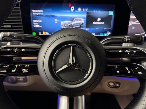 New 2026 Mercedes-Benz GLS 580 4MATIC image 20